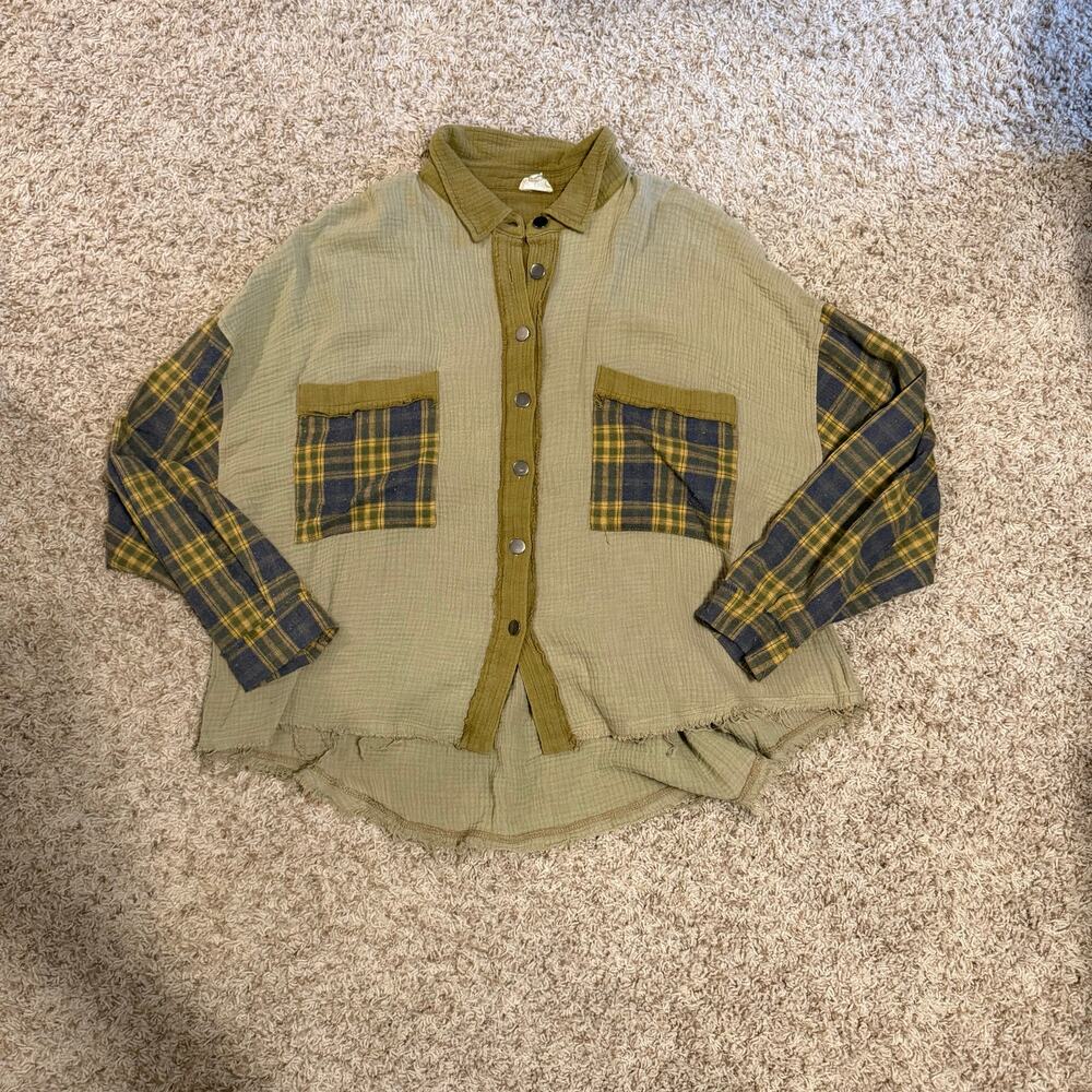 POL gauze flannel top